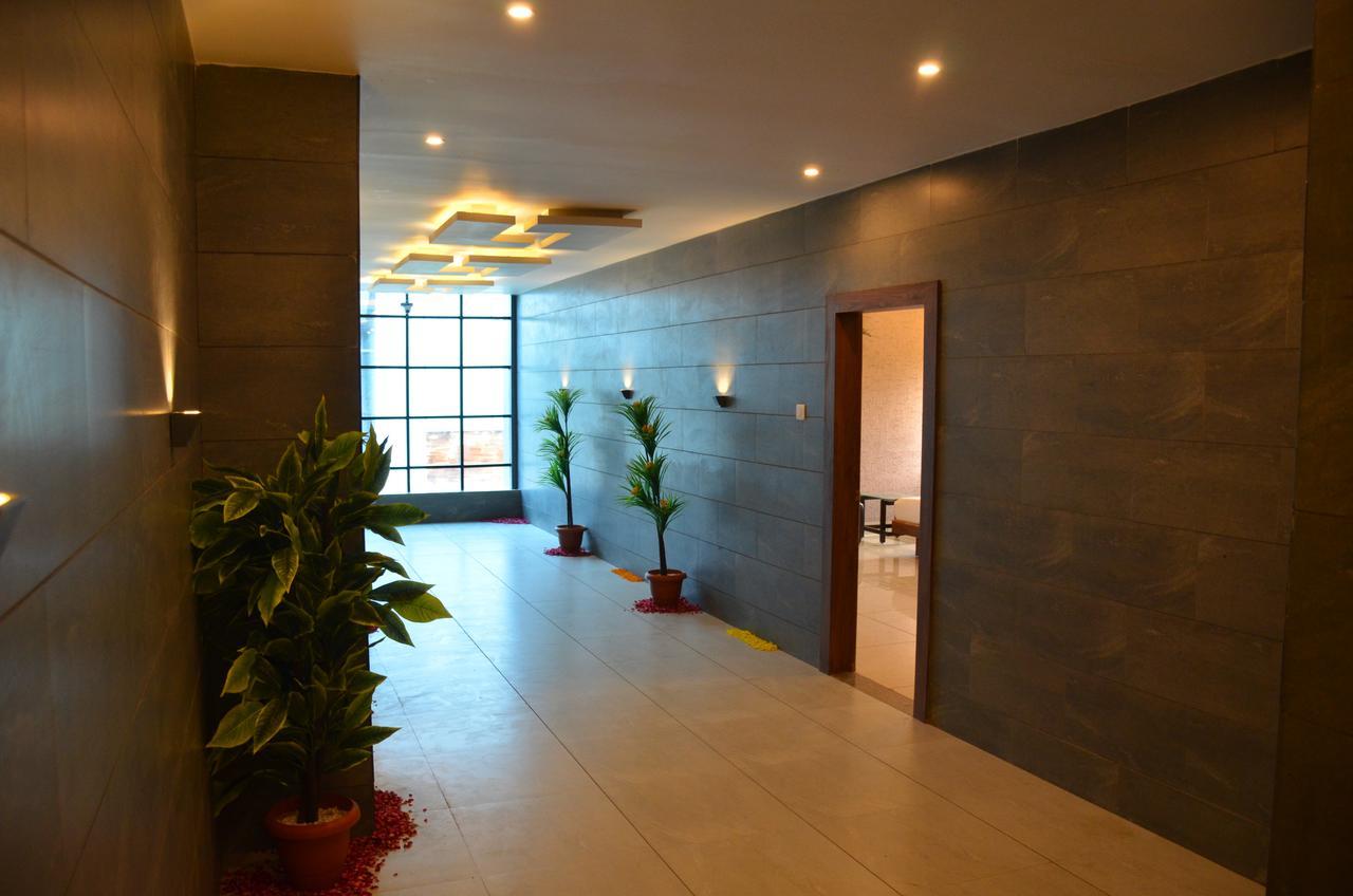 Pātan Apple Residency酒店 外观 照片