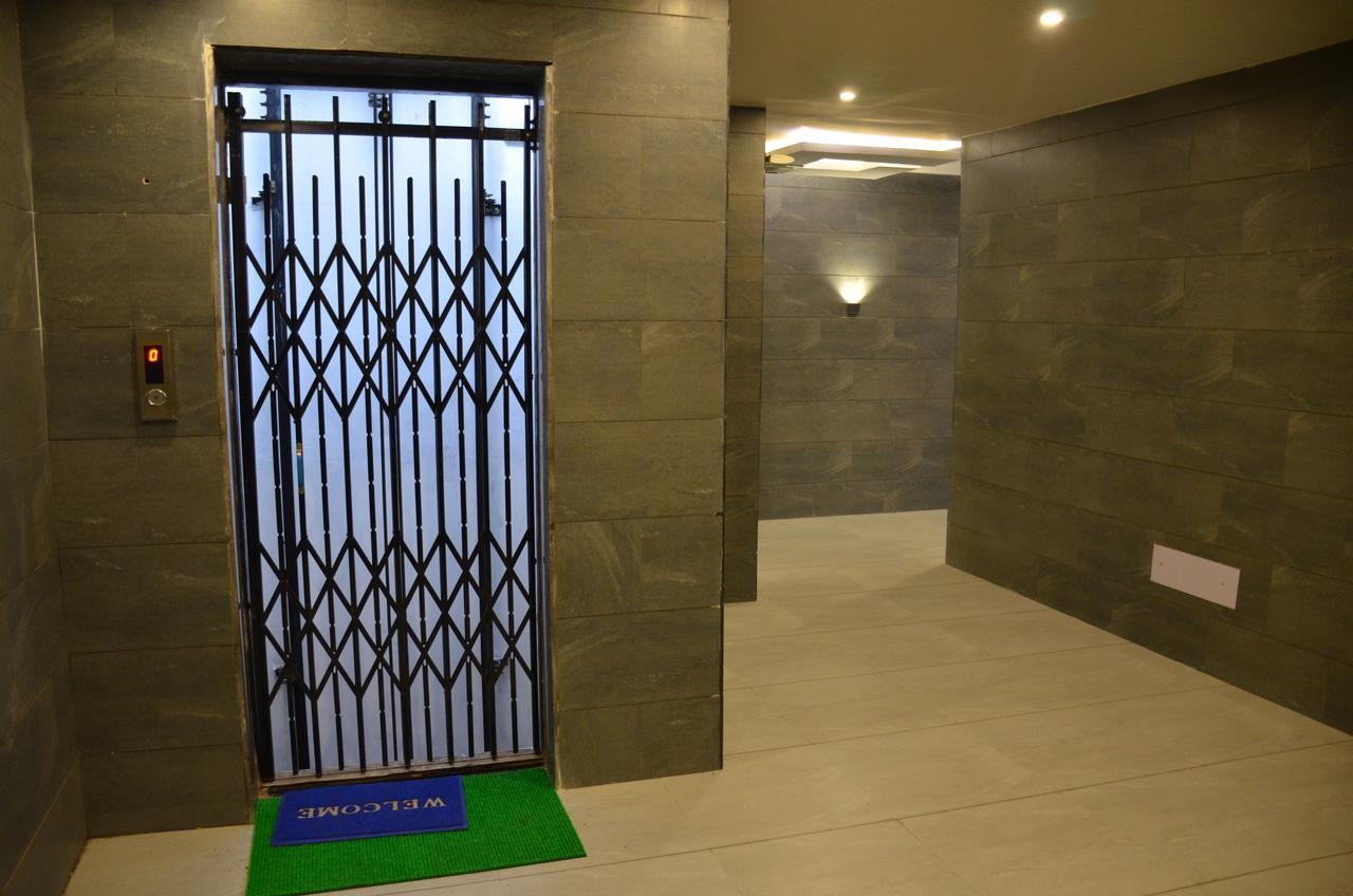 Pātan Apple Residency酒店 外观 照片