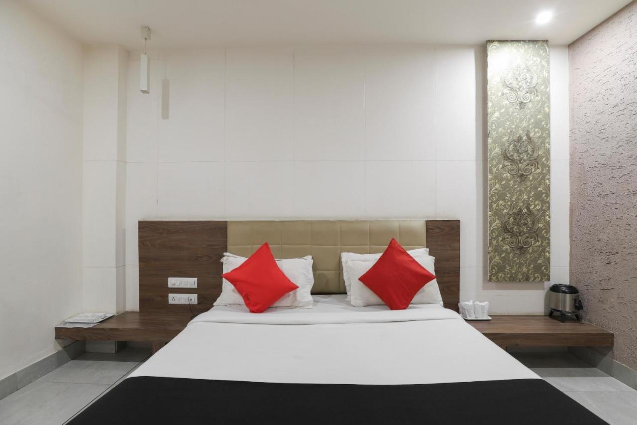 Pātan Apple Residency酒店 外观 照片